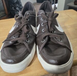 Nike Brown and White Skate Board Sneakers